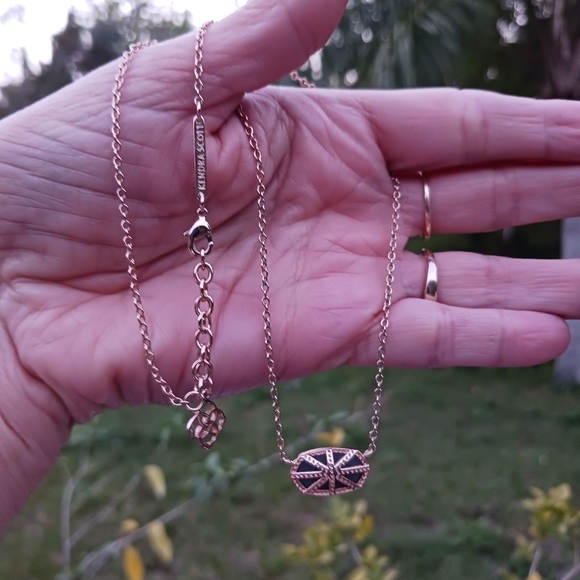 Kendra Scott Rose Gold Elisa Rose Gold Drusy Necklace - Picture 12 of 14